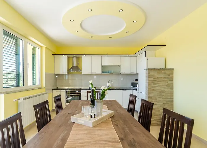 Apartamento Crowonder Sun&fun House With Large Swimming Pool, Playroom And Garden *